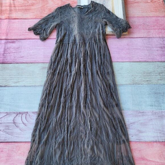 Pinkblush Gray Embroidered Lace Overlay Short Sleeve Maternity Maxi Dress S/M - Picture 1 of 11